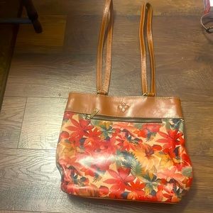 Patrica Nash all leather backpack/shoulder bag.  I’m great used condition.